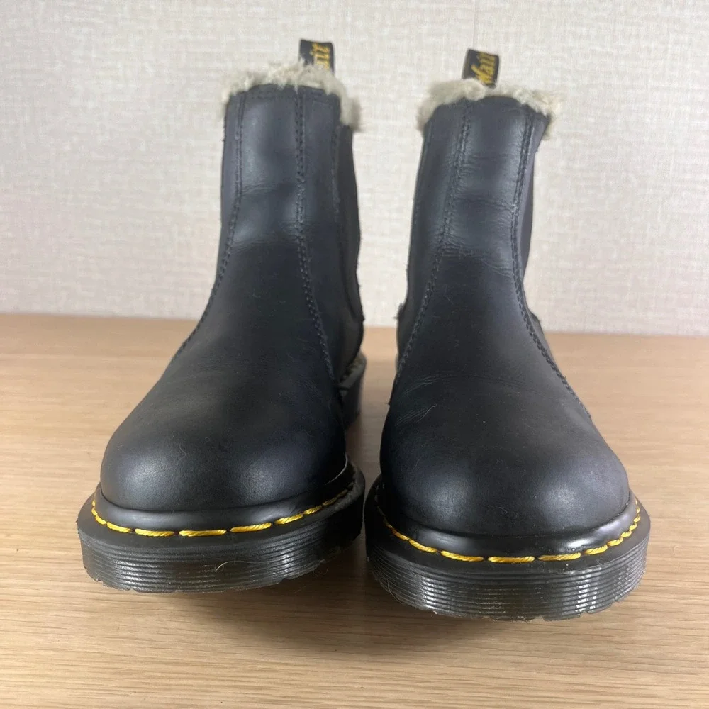 Dr. Martens 2976 Leonore Faux Fur Lined Chelsea Boots Black Leather Womens 8
